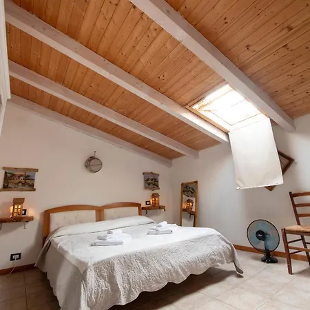 202 - Mansardata Tra Le Cinque Terre E Portofino - Cherry House Affittacamere Carro